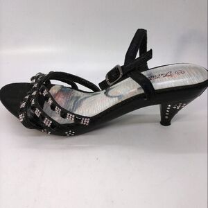 Fabulous Kitten Heels Ankle Strap Embellished Rhinestone Flowers